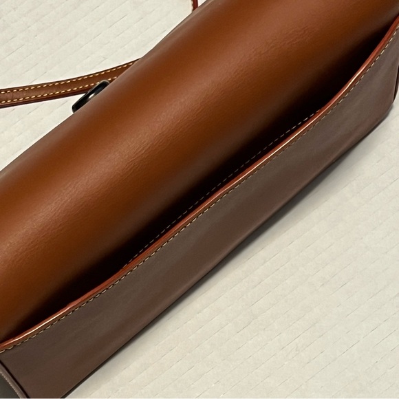 Coach Saddle Leather Turnlock Crossbody Dinky 1941 NWT - Picture 5 of 8